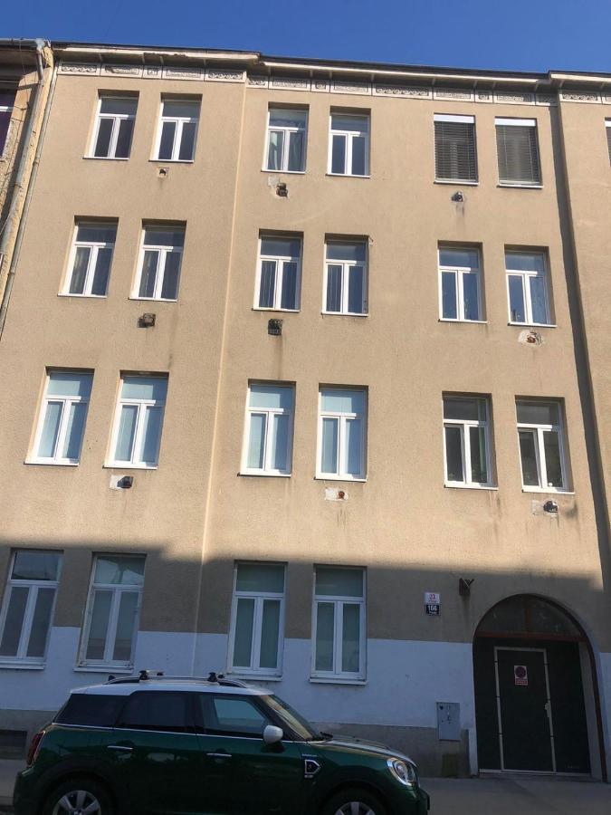 Apartment 5 Min By Walk To The Center Брно Екстер'єр фото
